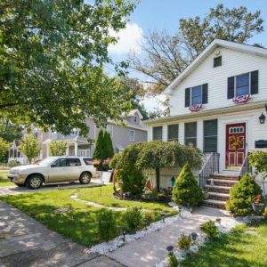 House for sale in the Heart Of Great Kills Staten Island New York