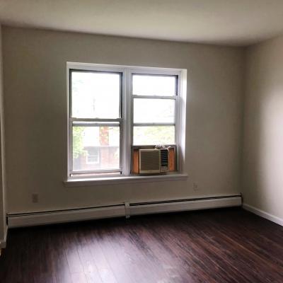 Light & Bright 1 Bedroom Co-Op Apartment for sale in Great Kills Staten Island New York