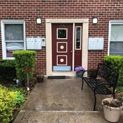 Light & Bright 1 Bedroom Co-Op Apartment for sale in Great Kills Staten Island New York