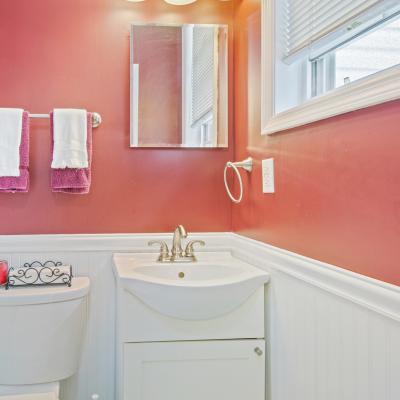 Bathroom of Handsome ''American Foursquare'' Colonial for sale -- Staten Island, New York