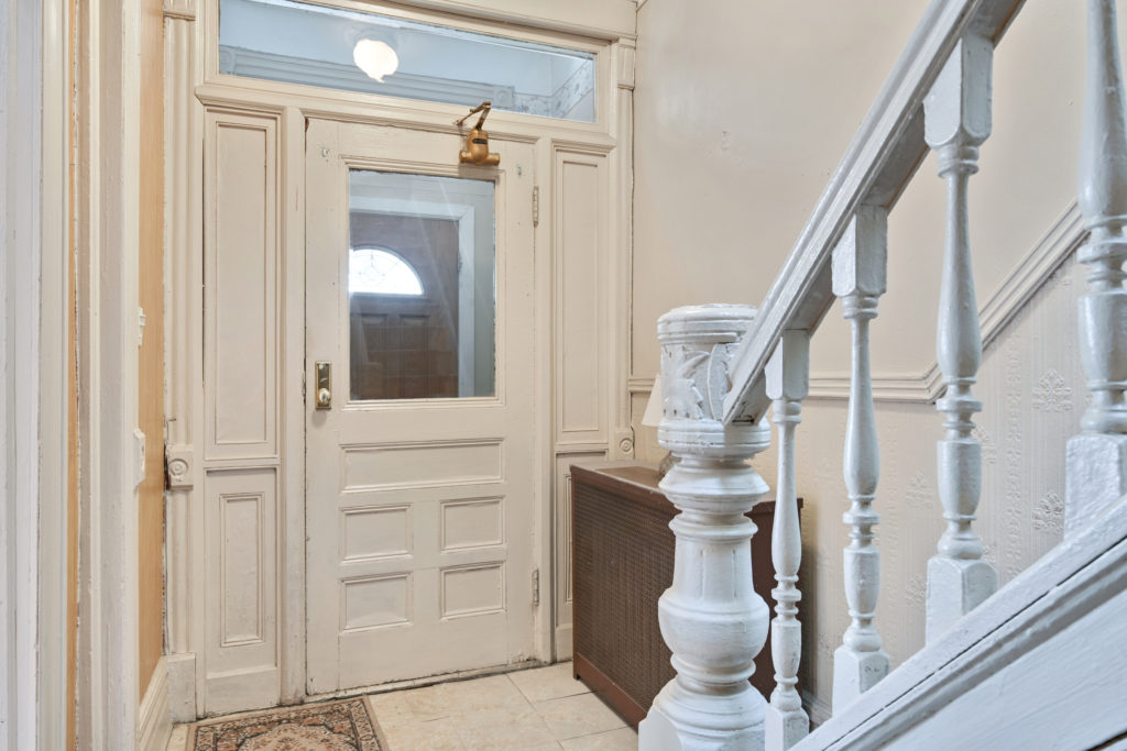 Fabulous 3-family Townhouse in Sunset Park, Brooklyn for sale -- Kingsley Real Estate, Staten Island, New York