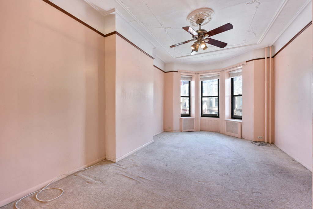 3family Townhouse in Sunset Park, Brooklyn Sari Kingsley Real Estate, LTD.