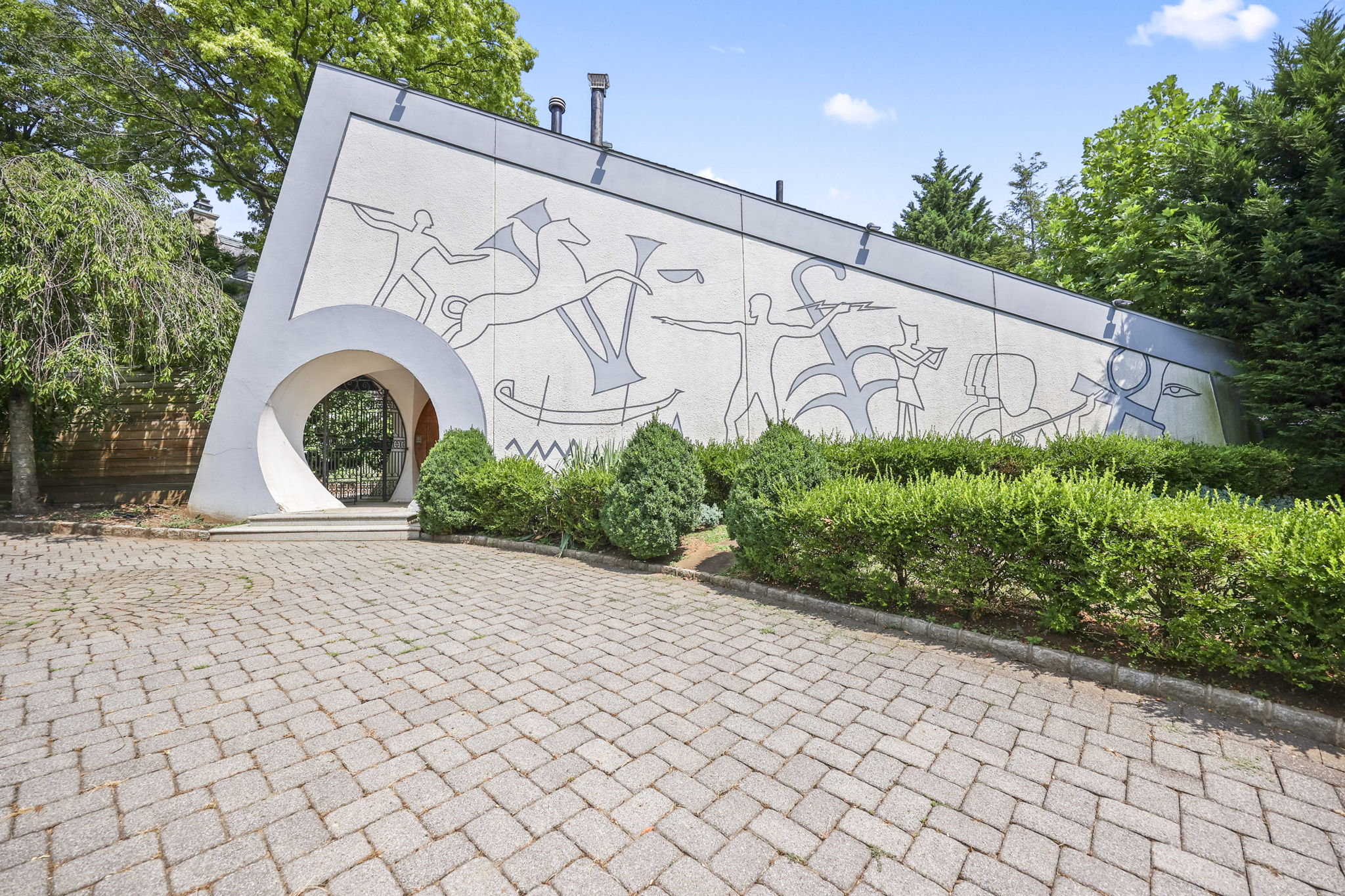 One of Staten Island's most iconic contemporary homes located on Todt Hill is for sale.