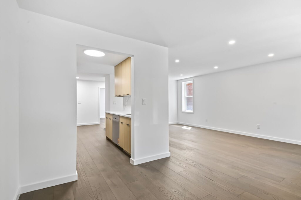 For Sale in Staten Island, New York 1-bedroom co-op in the Heart of St. George