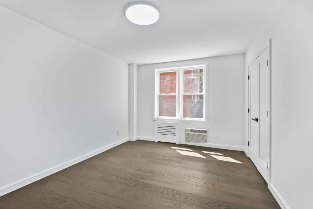 For Sale in Staten Island, New York 1-bedroom co-op in the Heart of St. George