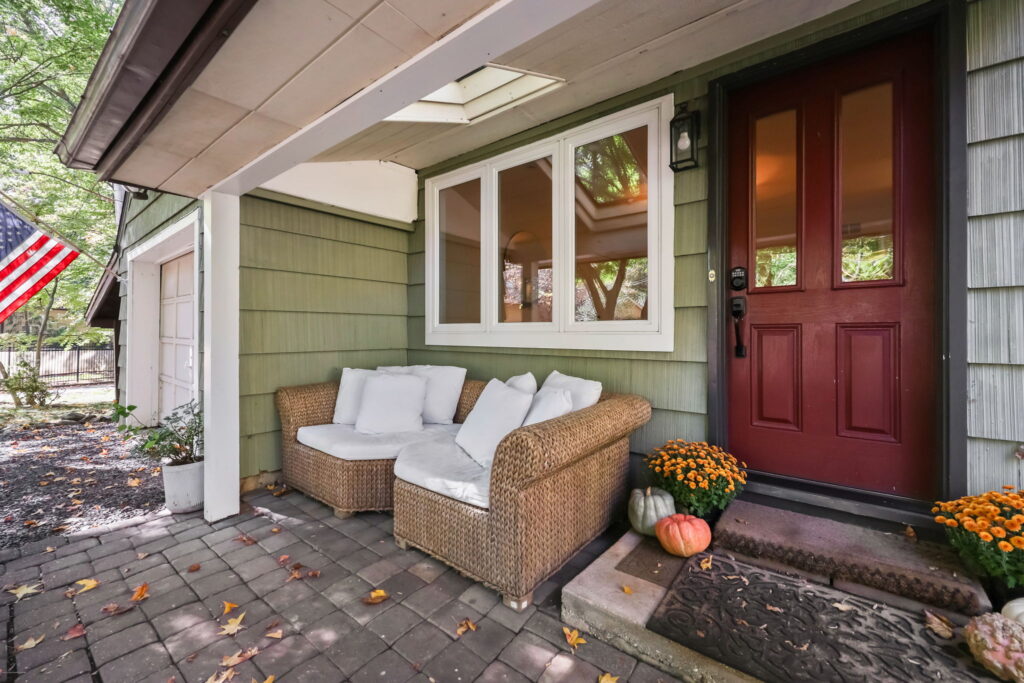 Photo of house for sale on LightHouse Hill, Staten Island, NY