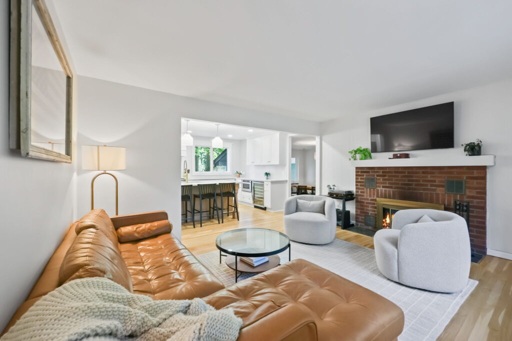 Photo of house for sale on LightHouse Hill, Staten Island, NY